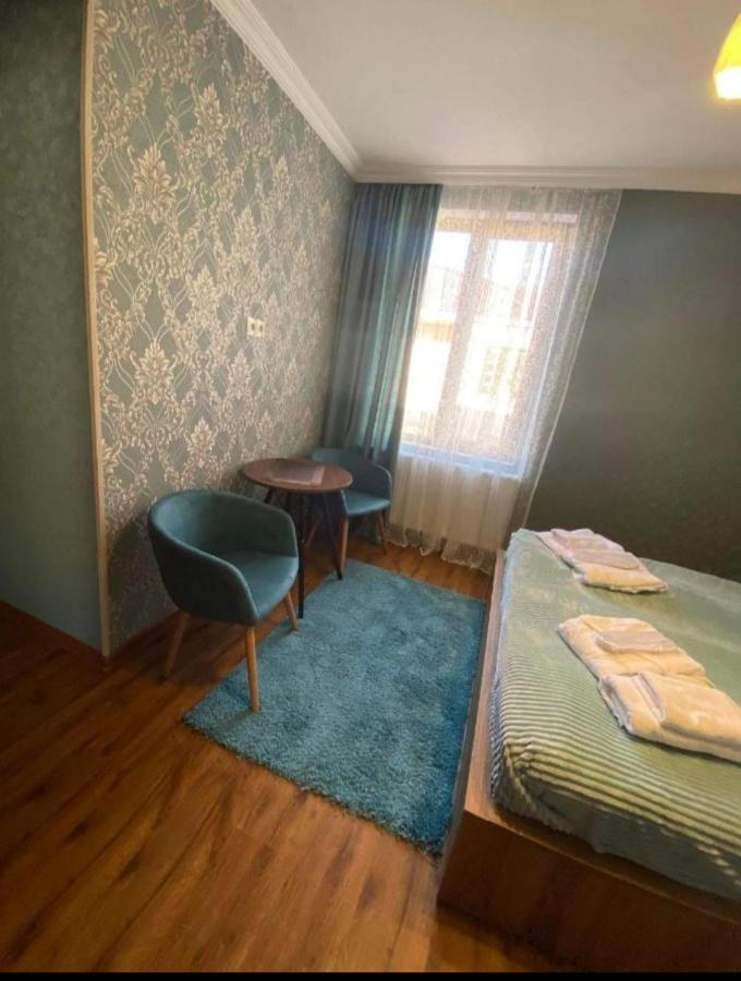 Golden Star Kazbegi Hotell Exteriör bild