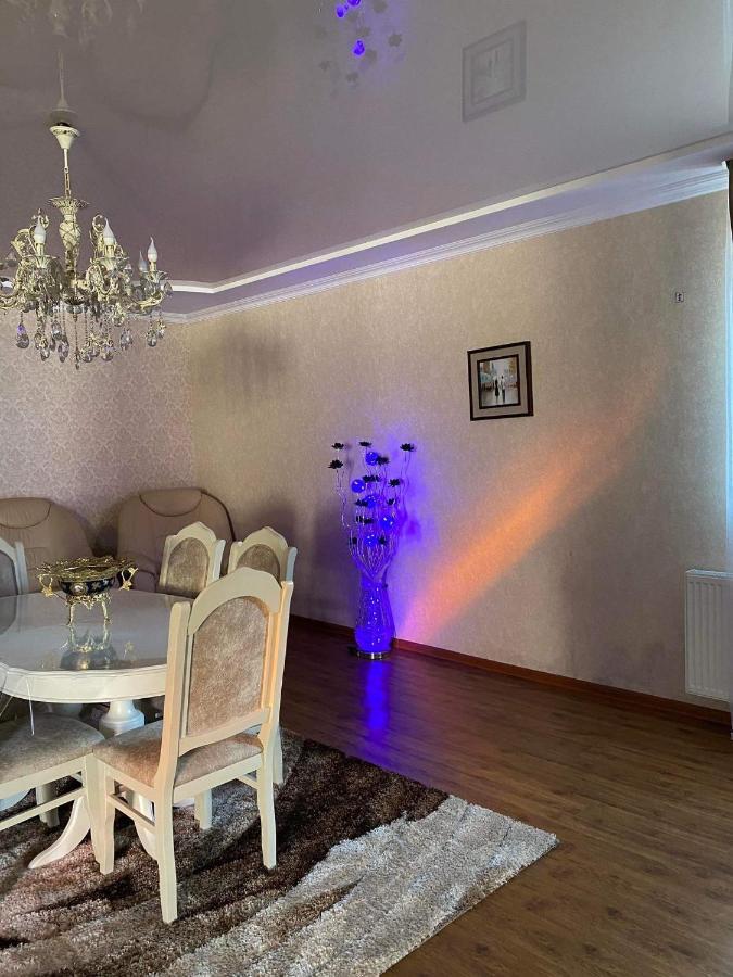 Golden Star Kazbegi Hotell Exteriör bild