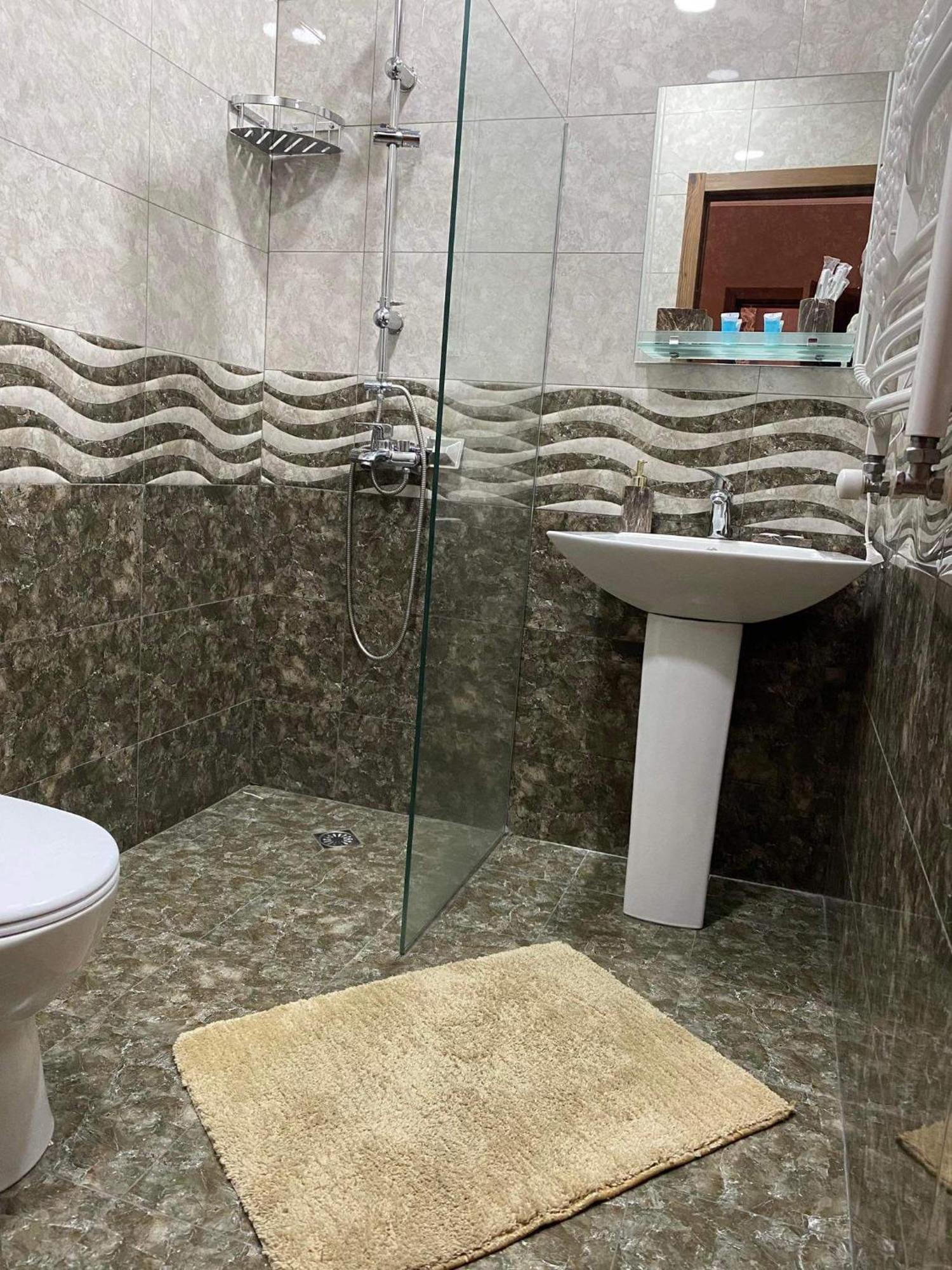 Golden Star Kazbegi Hotell Rum bild