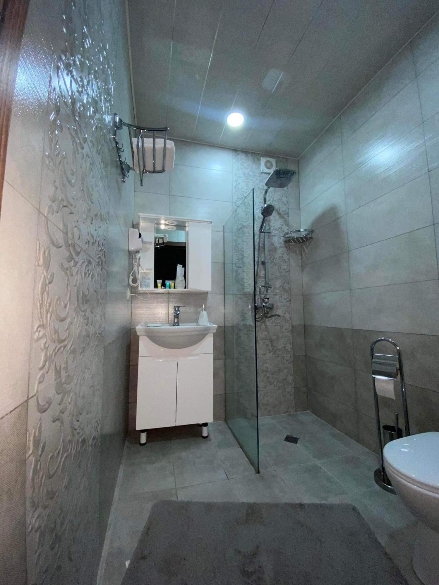 Golden Star Kazbegi Hotell Rum bild