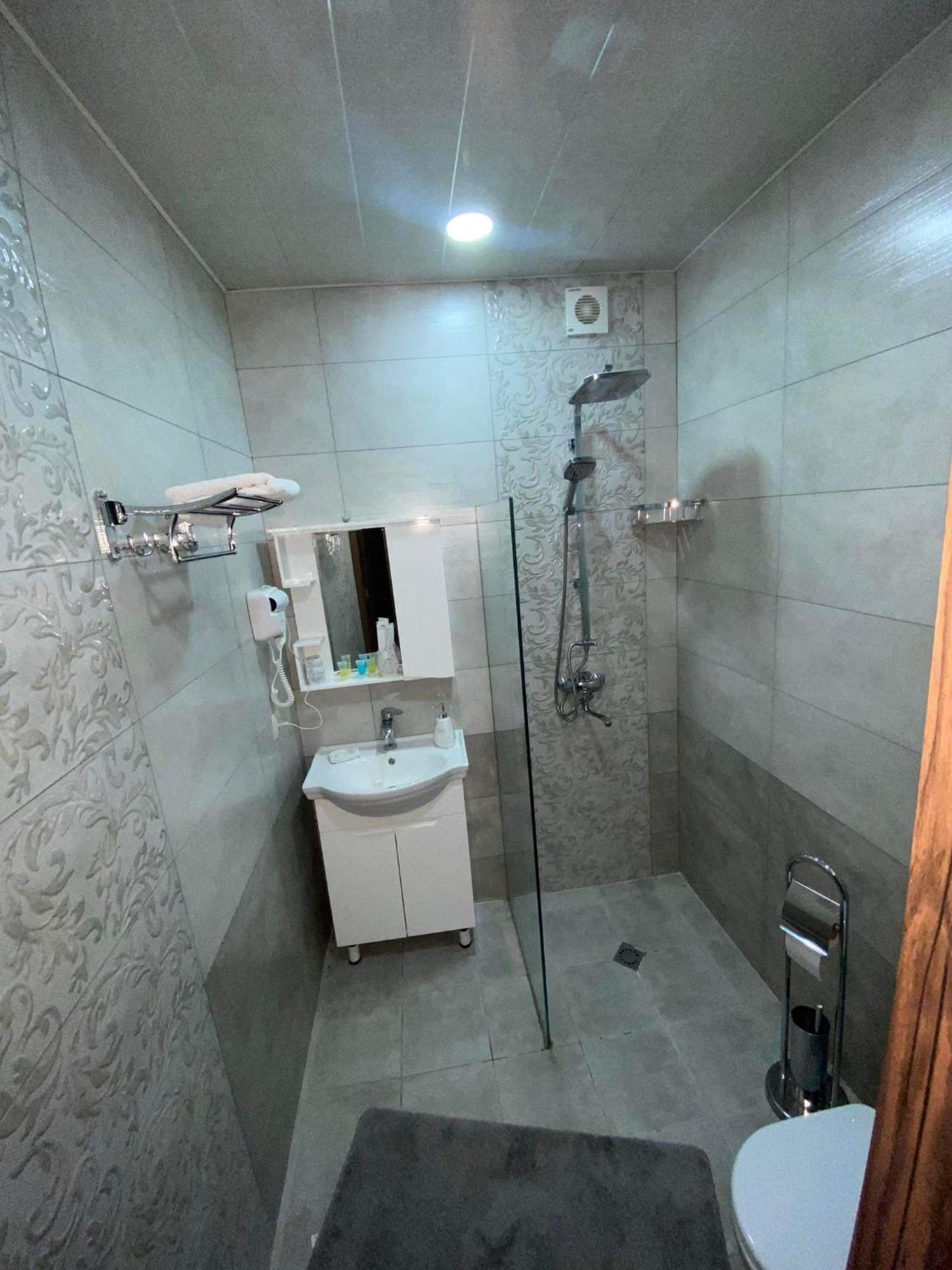Golden Star Kazbegi Hotell Rum bild
