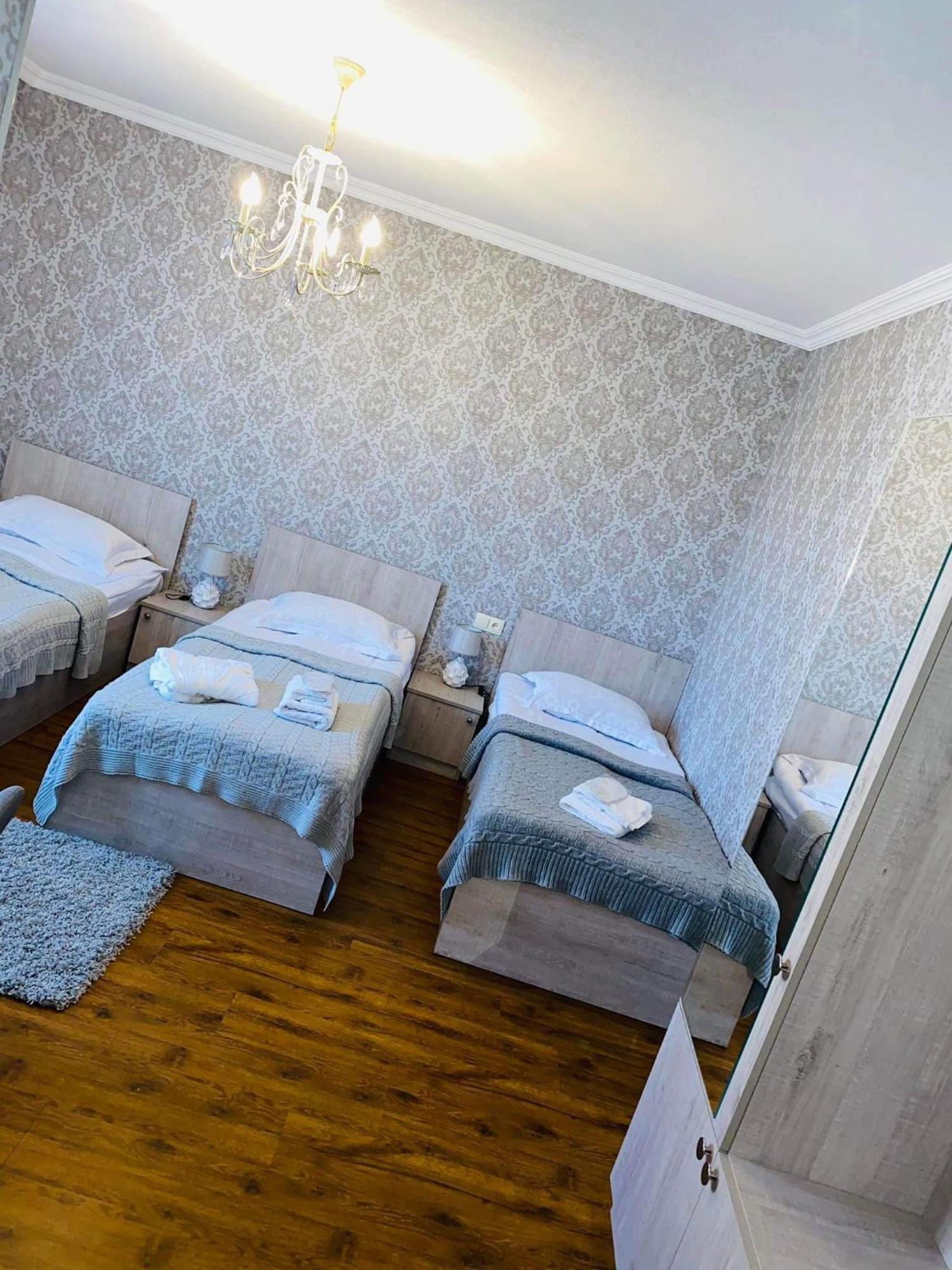 Golden Star Kazbegi Hotell Rum bild